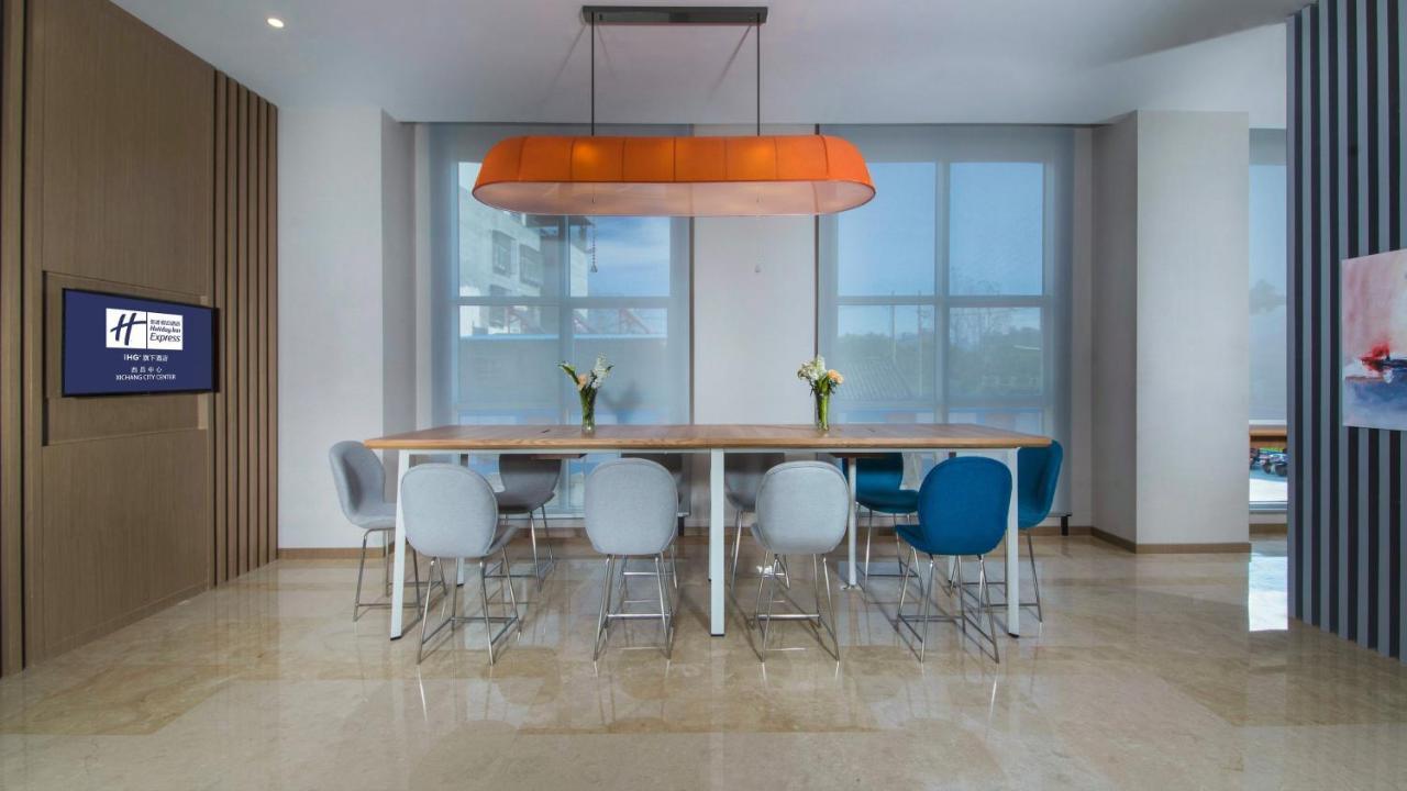 Holiday Inn Express - Xichang City Center By Ihg Exterior foto