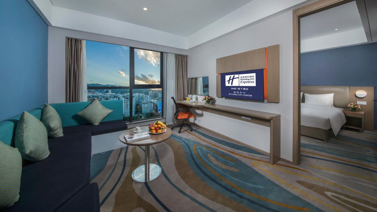Holiday Inn Express - Xichang City Center By Ihg Exterior foto