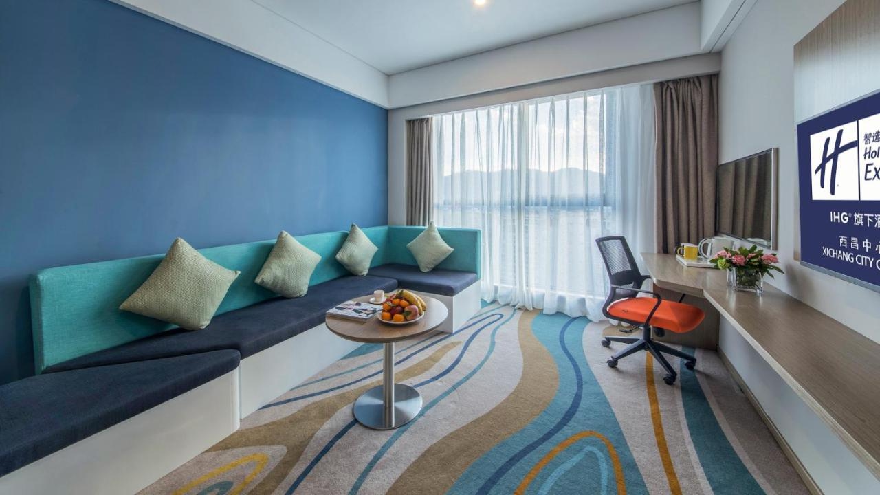 Holiday Inn Express - Xichang City Center By Ihg Exterior foto